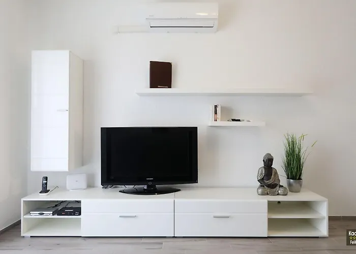 Appartement Carmen In Mit Garten Und Terrasse By Interhome Vir