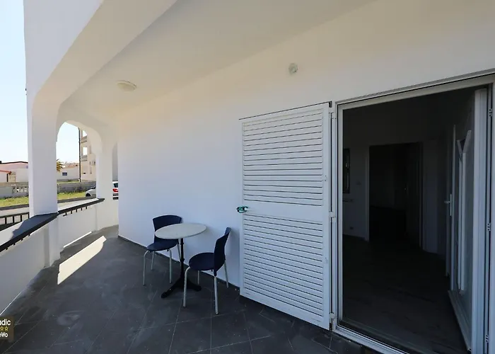 Carmen In Mit Garten Und Terrasse By Interhome Appartement Vir