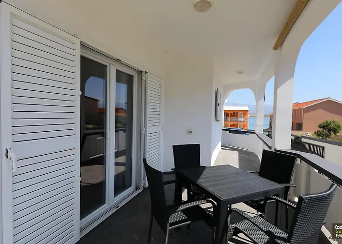 Appartement Carmen In Mit Garten Und Terrasse By Interhome